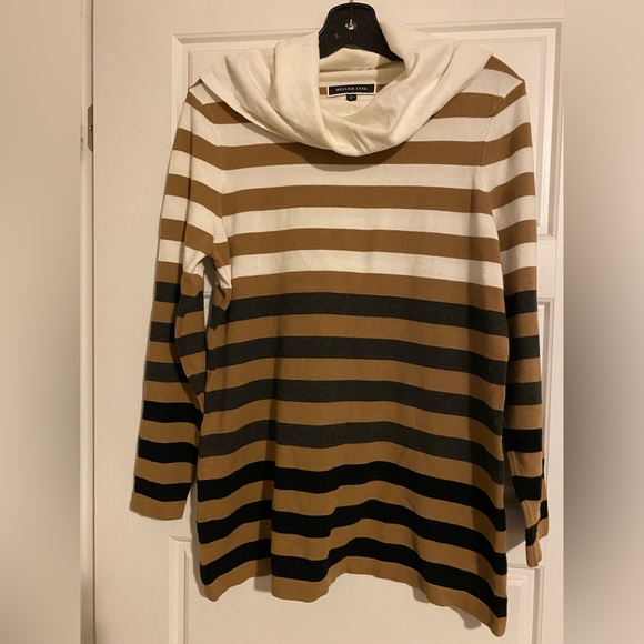 Melanie Lyne Marilyn Neck Sweater Laura - Picture 2 of 5